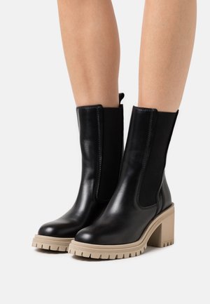Tamaris, Bottines - black