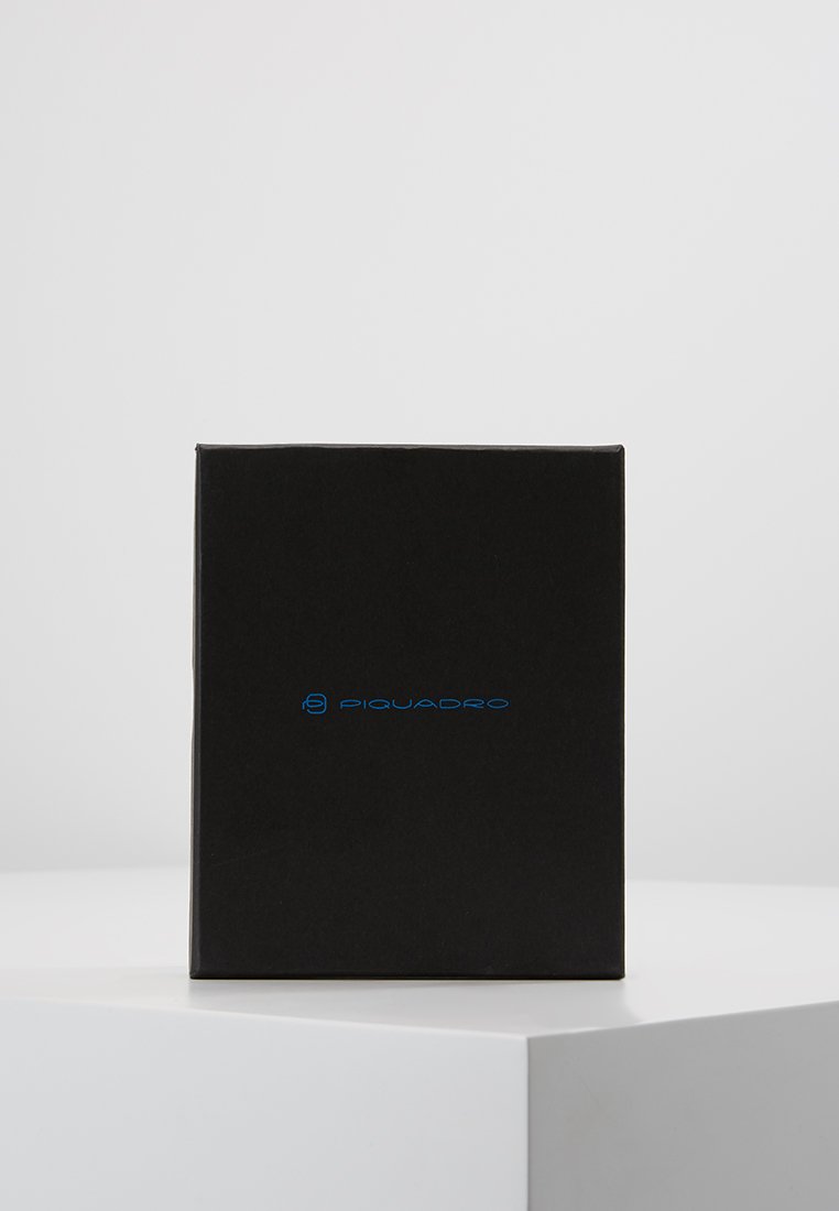 Herren Geldbörsen | Piquadro BLACK SQUARE Geldbörse cuoio/cognac - EX64812 Herren Geldbörsen | Piquadro BLACK SQUARE Geldbörse cuoio/cognac - EX64812