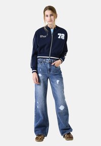 Garcia Relaxed fit jeans - medium used