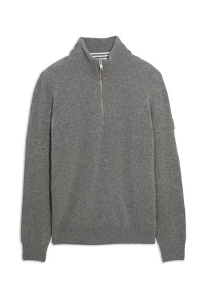 Maglione grigio lavorato a maglia con colletto alto a coste, dotato di chiusura a mezza zip, presenta una texture liscia e una semplicità nel design.