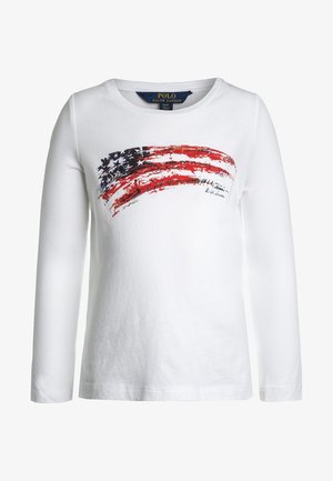 Weißes Kinder-Langarmshirt mit Pinselstrich-Design der amerikanischen Flagge in Rot, Weiß und Blau und Polo Ralph Lauren Etikett im Krageninneren.
