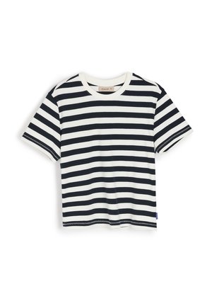 Pasiasta koszulka w granatowo-białym kolorze, z krótkimi rękawami, okrągłym dekoltem, wykonana z bawełny, charakteryzująca się prostym krojem oraz widocznymi szwami wzdłuż krawędzi.