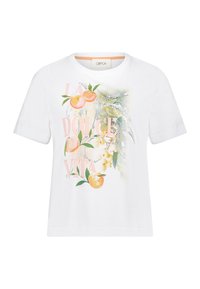 T-shirt en coton blanc présentant un graphique coloré de pêches et de feuilles avec le texte "LA DOLCE VITA" en accents rose et argent.