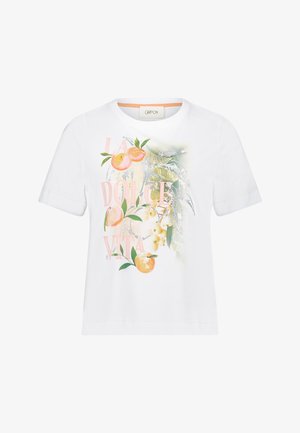 Biała koszulka z bawełny z kolorową grafiką brzoskwiń i liści oraz napisem "LA DOLCE VITA" w różowych i srebrnych akcentach.