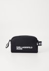ESSENTIAL WASHBAG - Wash bag - black