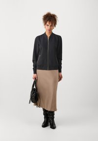 Vero Moda Tall VMSUMMER  - Bomber-jakk - black
