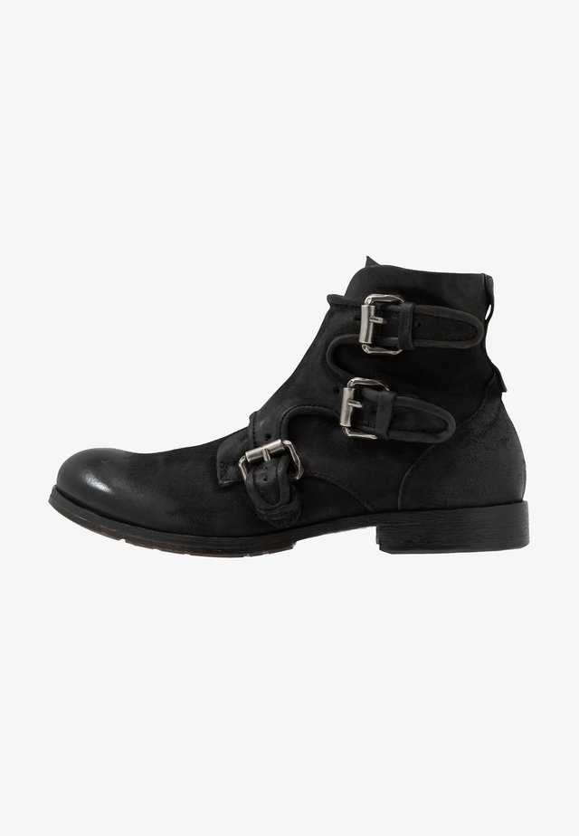 CLASH - Cowboy/biker ankle boot - nero