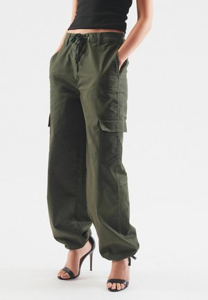 Next PARACHUTE  - Pantalon cargo - khaki green