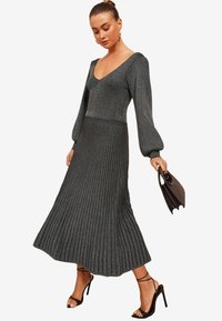 Friends Like These PETITE FIT V NECK  - Abito in maglia - grey