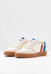Scotch & Soda LAURITE - Sneaker low - cream/blue