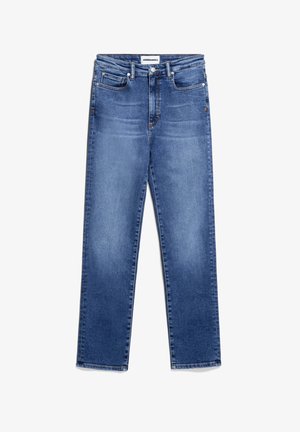 Blaue Denim-Jeans mit gerader Beinform, ausgestattet mit einem mittelhohen Bund, fünf Taschen und minimaler Ausbleichung. Die genähten Details sind gut sichtbar.