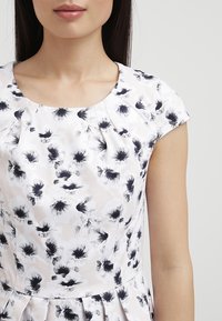 mint&berry Vardagsklänning - nude