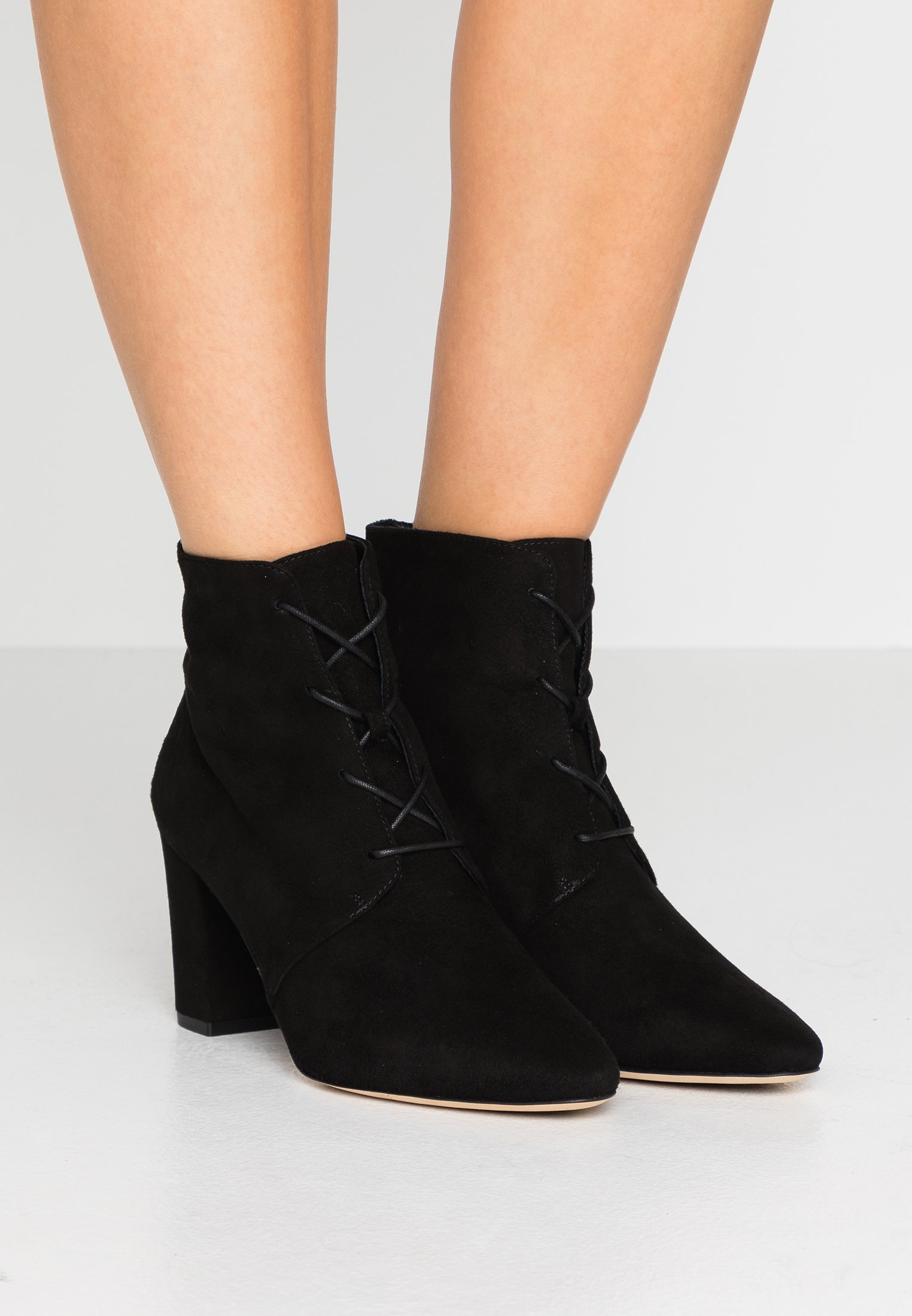 isabel marant dicker ankle boot