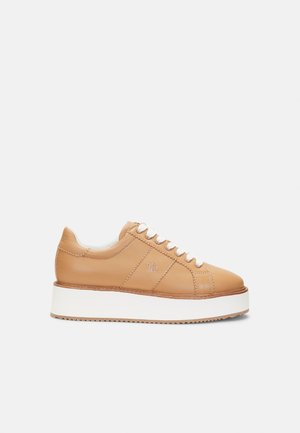 Sneakers laag - tan