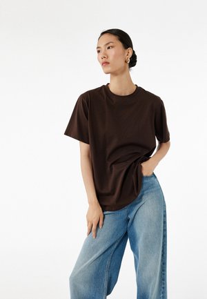 T-Shirt basic - brown