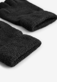 Next REGULAR FIT - Bezprstové rukavice - black