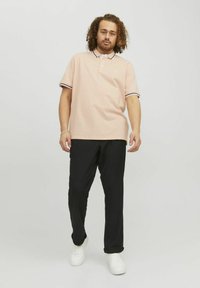 Jack & Jones JJEPAULOS SS NOOS PLS - Poloshirts - pumpkin