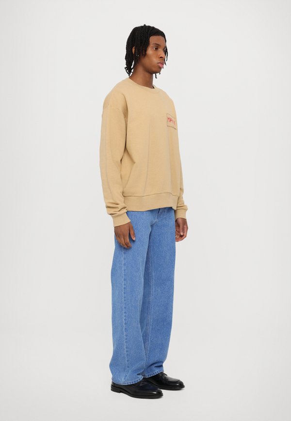 Sweatshirt - winter wheat3