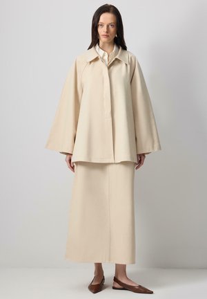 GABARDINE - Chaqueta fina - cream