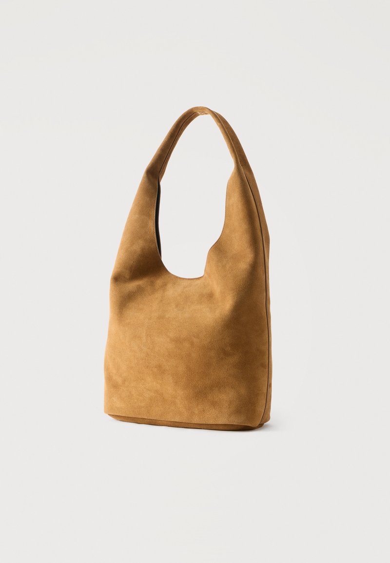 Calvin Klein SLOUCHY MEDIUM BAG - Velká kabelka - argan oil