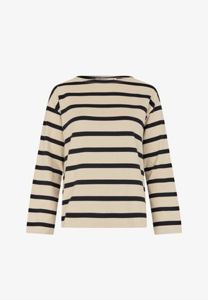 Beiges Langarmshirt mit horizontalen schwarzen Streifen, rundem Halsausschnitt und lockerem Schnitt. Auffällige Nahtdetails nahe dem Saum.