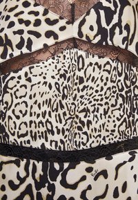 Pinko Top - off-white