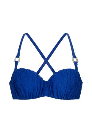 Top bikini blu textured con un design strutturato, dotato di spalline incrociate e dettagli metallici argentati.