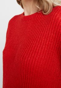 QS Striktrøje - red