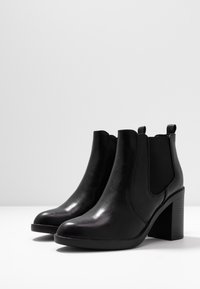 Anna Field Ankle boot