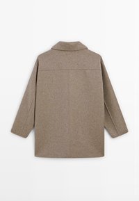 Bruine wollen jas met een kraag, lange mouwen en een rechte snit met minimale naden voor een nette afwerking. Achteraanzicht weergegeven.