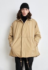 Calvin Klein Jeans - ARCHIVAL MONOLOGO COACH JACKET - Parka - travertine Thumbnail-Bild 1