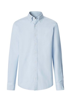 Chemise à manches longues bleu clair avec col boutonné et patte de boutonnage à l’avant, présentée sur un fond blanc.