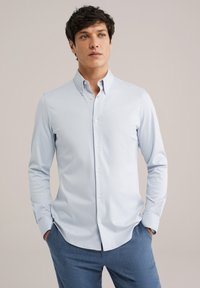 Unausgewählt, light blue