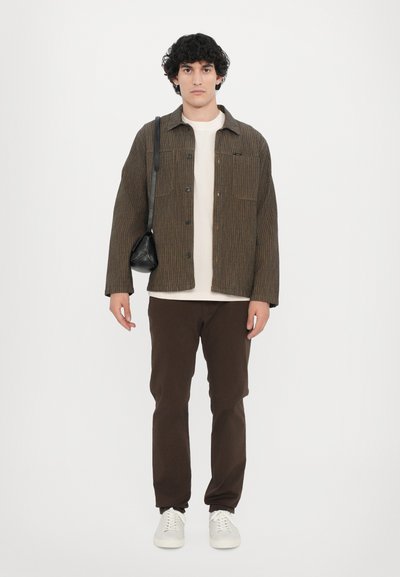 CLOSED WORKER SHIRT - Camicia - rock beige
