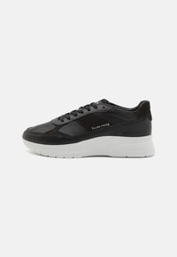 JET RUNNER - Sneakers - black