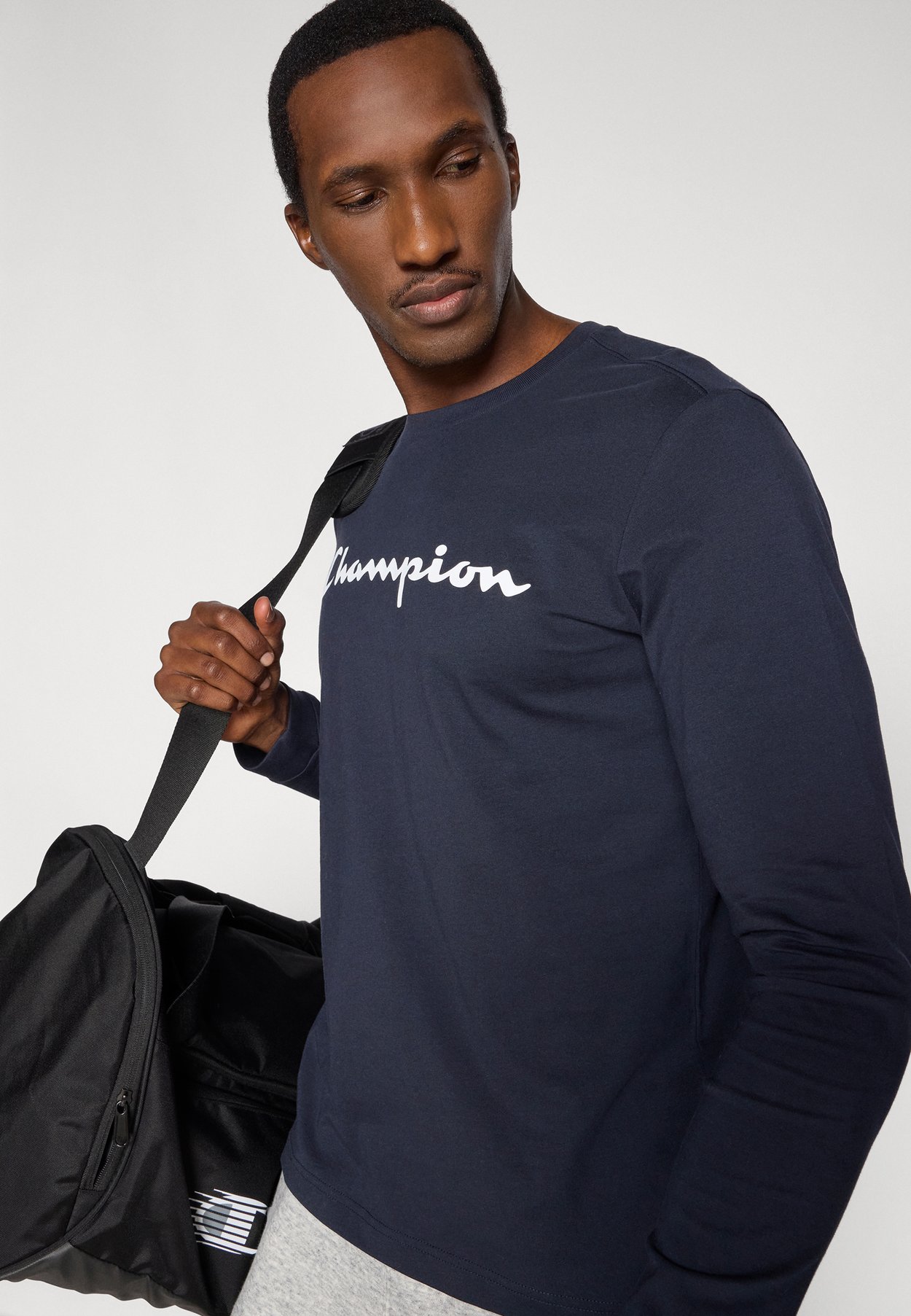 BASICS LONG SLEEVE LARGE LOGO
