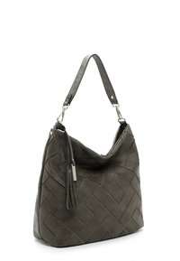 Borsa a spalla in pelle grigia con un motivo geometrico testurizzato, chiusura superiore e un accento a frangia sul lato. Design resistente e alla moda.