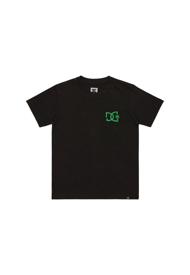 Svart bomulls t-shirt med korta ärmar, med en liten grön logotyp på vänster bröst. Avslappnad passform med rundad halsringning.