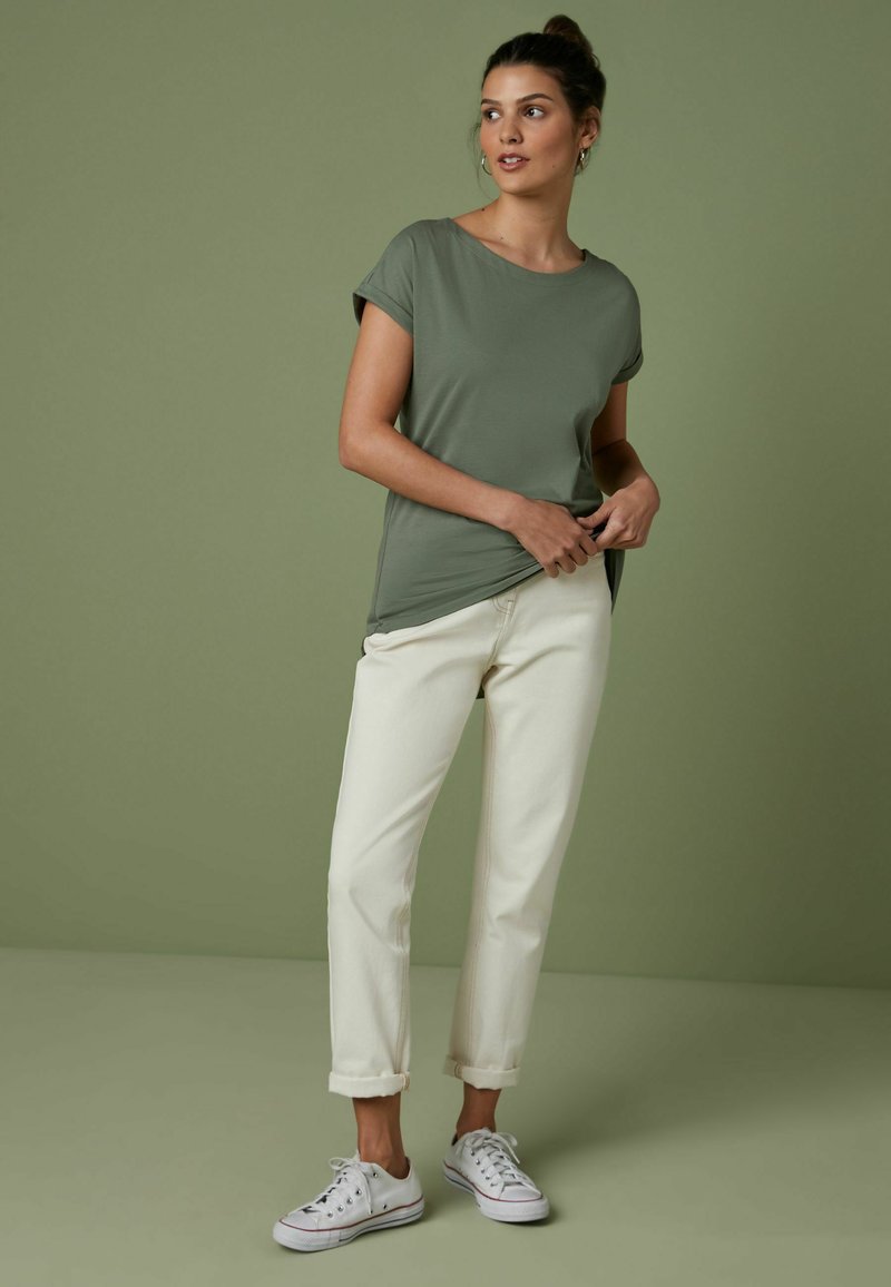 Next - CAP SLEEVE T-SHIRT - Pamata T-krekls - khaki green, Palielināt