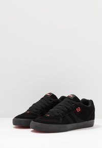 Globe ENCORE 2 - Sapatilhas - black