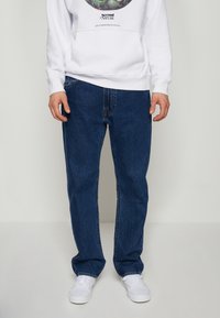 Levi's® 551Z™ AUTHENTIC STRAIGHT - Avar lõikega teksad - dark blue denim