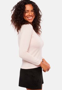 Mahogany EMMA - Pullover - shinking violet