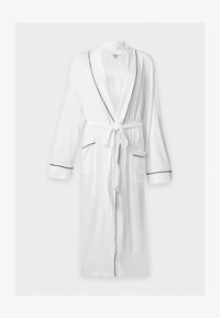 Επιλέχθηκε, off-white