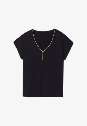 Top nero a maniche corte con scollatura a V profonda e un accentuazione dorata lungo il collo. Realizzato in tessuto testurizzato con una vestibilità comoda.