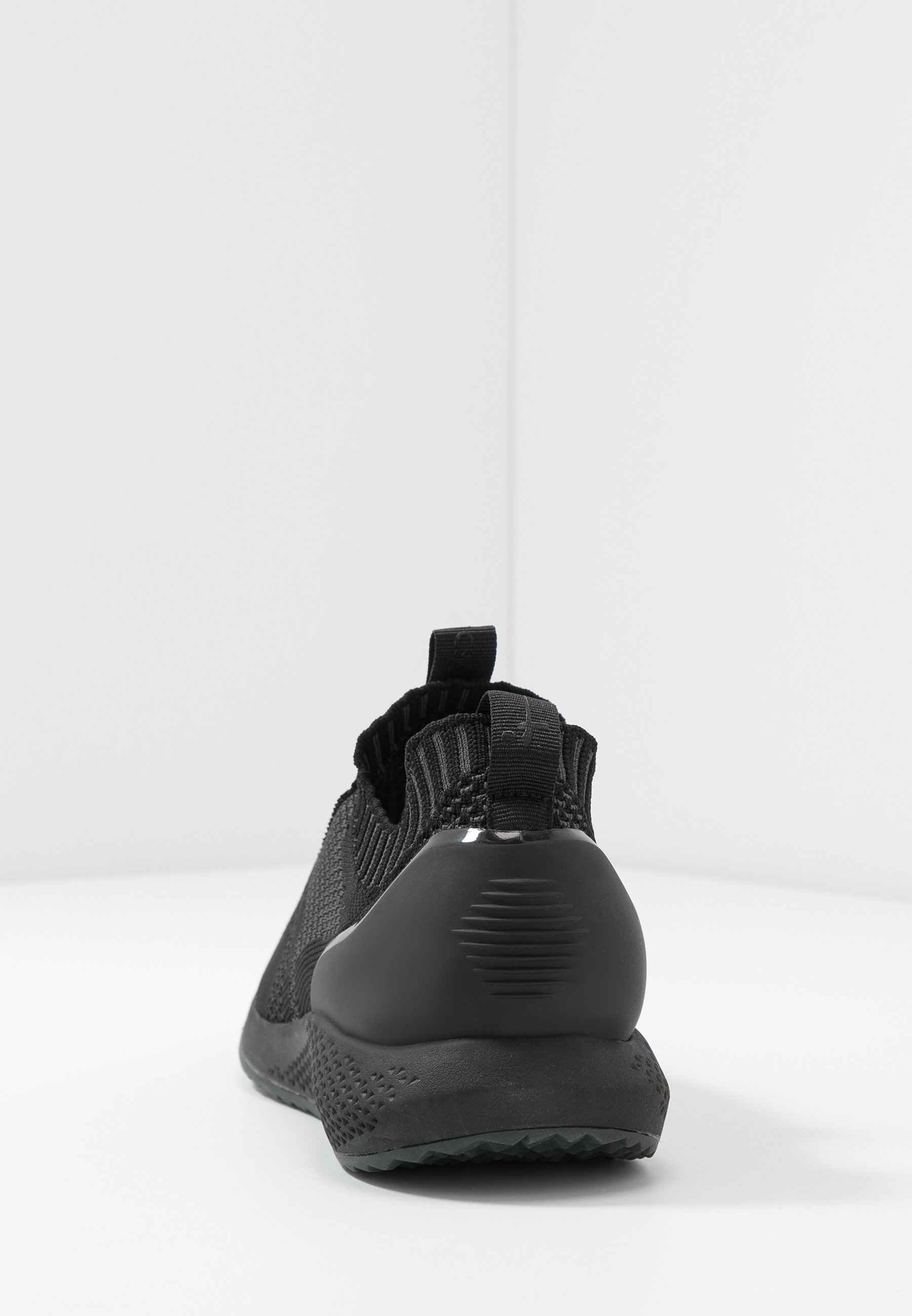 Tamaris Fashletics Joggesko blackdark grey Zalando.no Tamaris Fashletics Joggesko blackdark grey Zalando.no