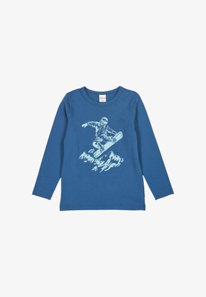 Blaues Langarmhemd aus Baumwolle mit einem weißen Grafikdruck eines Snowboarders auf Bergen. Weicher Stoff, runder Ausschnitt und gerader Schnitt.