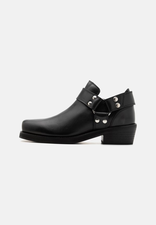 CHAUSSURES - Ankle boots