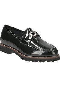 Zwarte gepatineerde leren loafers met een zilveren kettingaccent, voorzien van een gestructureerde buitenzool en contrasterende bruine stiksels rond de zool.