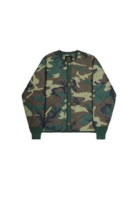 Giacca trapuntata con motivo camouflage, bottoni a pressione, collo rotondo, polsini verdi a coste e due tasche frontali.