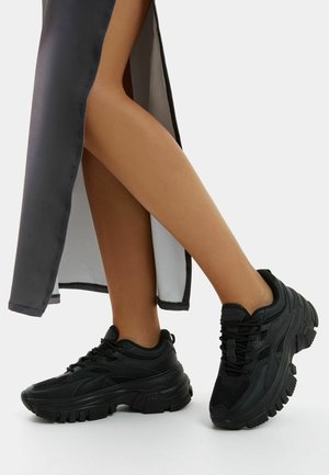 Sneakers - black